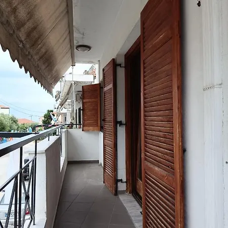 Laki 3 Apartment